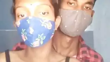 Skinny Indian XXX wife have sex with her horny hubby on cam MMS