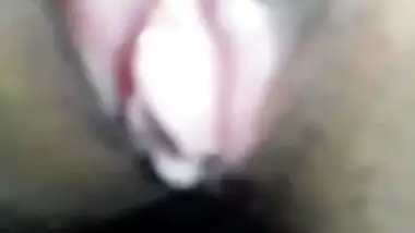 Bangladeshi Village Girl Showing Her Virgin boobs And Pussy 3 Clips Part 2