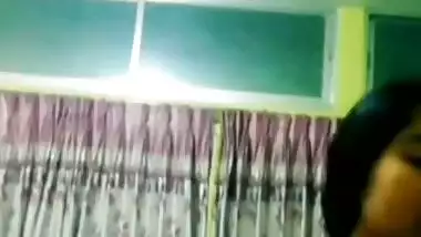 Naked Indian selfie show MMS