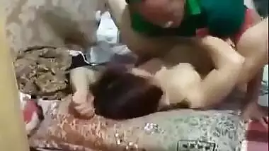 Fufaji ne apni jawan bahu ko jamkar choda