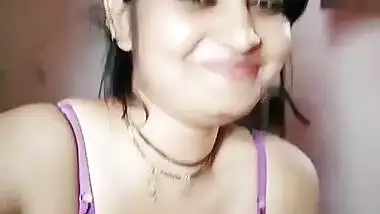 Sexy Desi Babe Nude Show