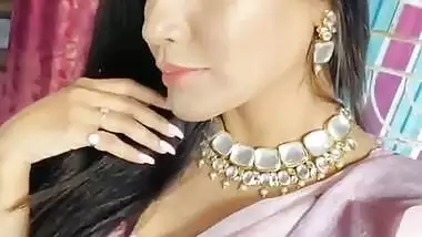 Beautiful Modal Sexy Show