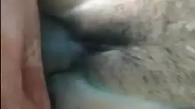 CANADIAN PUNJABI GIRLFRIEND GIVING BLOW JOB BEFORE GOING TO PARTY