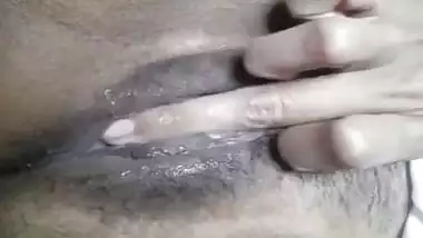 Young babe 4 clips,spreading