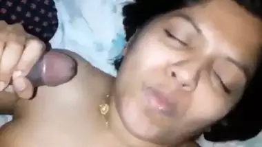 Indian Wife Cumming - Beauty Indian Wife Sucking Hubby Swallow Cum 2 free hindi pussy fuck