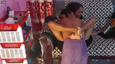 Odia Sister Sex - Mali Sahi Odia Sex Video Charging And Fucking xxx indian films at  Indianpornfree.com