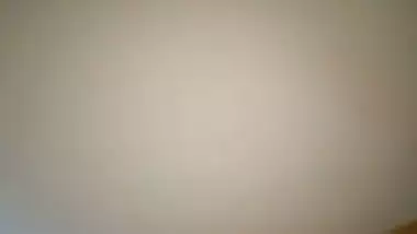 Nude girl sucks a big dick in Kannada porn