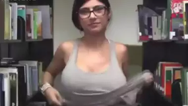 Mia Khalifa In Teaching The Teen Slut Next Door How To Deep Throat  Throatgoat free hindi pussy fuck