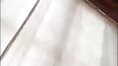 Indian webcam model shows up her XXX boobies in a private sex show