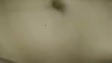 MMS video of XXX sized dick fucking teen Desi girl in mouth and pussy