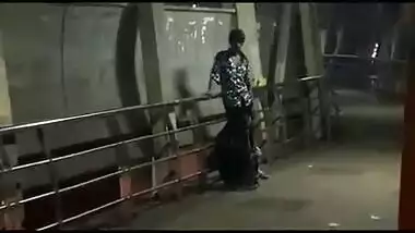 College Students’ Public Sex On Mumbai Bridge
